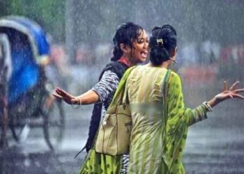 টানা ৫ দিন বজ্রসহ বৃষ্টি নিয়ে যে বার্তা দিল আবহাওয়া অফিস