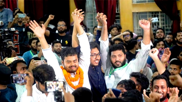 চাকসুর ২৬ পদের ২৪ টিতেই শিবিরের জয়