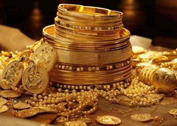 সোনার দামে ফের রেকর্ড, ভরি ছাড়াল ২ লাখ