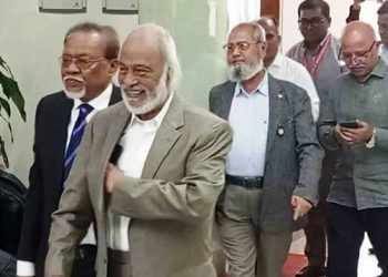 সিইসির সঙ্গে ভোটের আলোচনায় বসেছে বিএনপি
