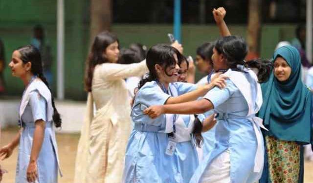 এইচএসসিতে ৩৪৫ প্রতিষ্ঠানে সবাই পাস