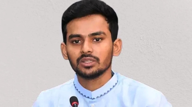 ঢাকা-১০ আসনে ভোটার হচ্ছেন আসিফ মাহমুদ