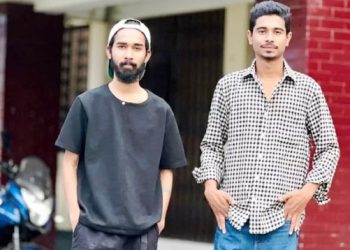 বন্ধুকে খুনের পর কুড়াল হাতে থানায় আত্মসমর্পণ