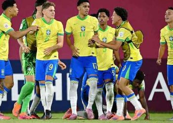 সেমিফাইনালে ব্রাজিল