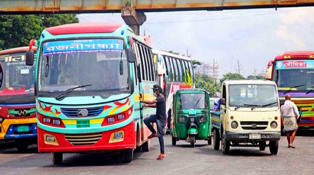 ‘লকডাউনে’ সারা দেশে গণপরিবহন চলবে: পরিবহন শ্রমিক ফেডারেশন