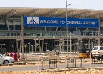 ভারতের দুই রাজ্যে রেড অ্যালার্ট, ৪৭টি ফ্লাইট বাতিল