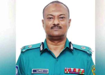 দেখামাত্র সন্ত্রাসীদের গুলির নির্দেশ দিলেন সিএমপি কমিশনার