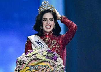 মিস ইউনিভার্স ফাতিমার পুরস্কার জানলে চমকে যাবেন!