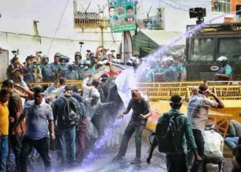 নন-এমপিও শিক্ষকদের কর্মসূচিতে পুলিশের অ্যাকশন, আহত অনেকে