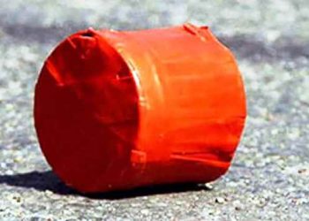 ঢাকায় হঠাৎ দুই স্থানে ককটেল বিস্ফোরণ