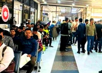 লিবিয়া থেকে ফিরলেন ৩১০ বাংলাদেশি