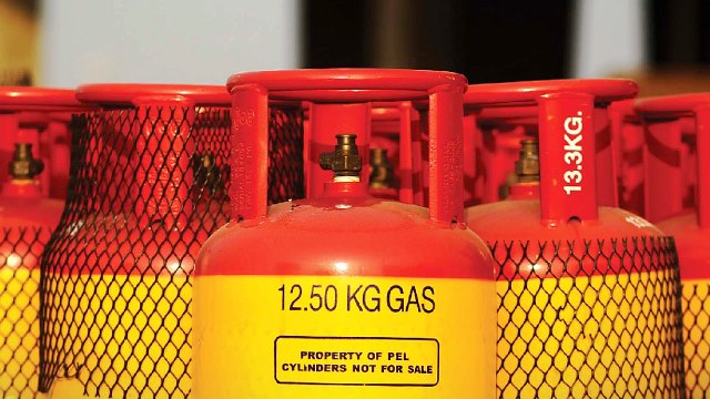 ১২ কেজি এলপিজি সিলিন্ডারের দাম কমলো ২৬ টাকা