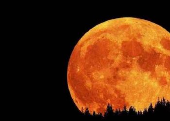 বছরের সবচেয়ে বড় সুপারমুন দেখা যাবে আজ