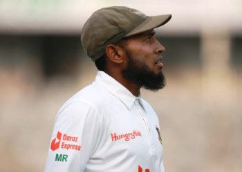 শততম টেস্টে ‘স্পেশাল’ সম্মাননা পাচ্ছেন মুশফিক