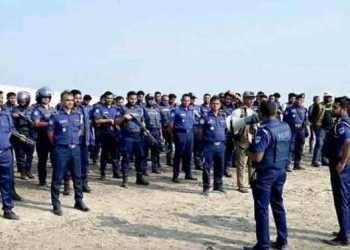 চলছে ‘অপারেশন ফার্স্ট লাইট’, দুই জেলায় গ্রেপ্তার ৭২