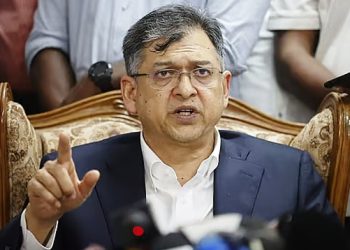 ইউনূস নিজের সই করা সনদ লঙ্ঘন করেছেন: সালাহউদ্দিন আহমদ