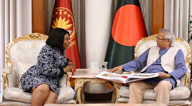 নির্বাচনে কমনওয়েলথের সমর্থন চাইলেন প্রধান উপদেষ্টা