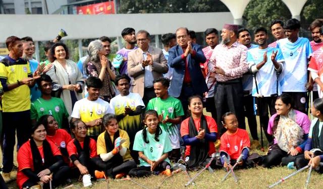 অ্যাম্পিউটি ফুটবল লিগ উদ্বোধন, মকবুলের হ্যাটট্রিক