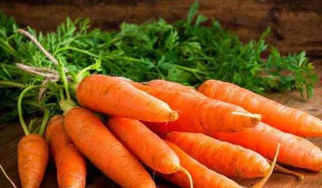 শীতে গাজরের উপকারিতা