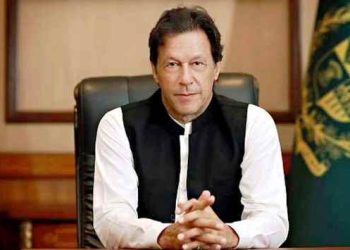 সামাজিক যোগাযোগমাধ্যমে ইমরান খানের পোস্ট, সামনে এলো নতুন তথ্য!