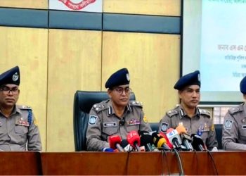 ডেইলি স্টার–প্রথম আলোতে হামলা: পুলিশের নিষ্ক্রিতা ব্যাখ্যা