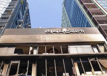 প্রথম আলোর মামলায় আসামি ৫০০, ক্ষতির পরিমাণ ৩২ কোটি টাকা