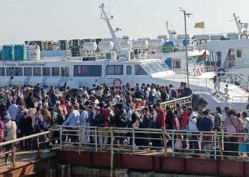 ডিসেম্বরে সেন্ট মার্টিনগামী জাহাজের সব টিকিট অগ্রিম বিক্রি