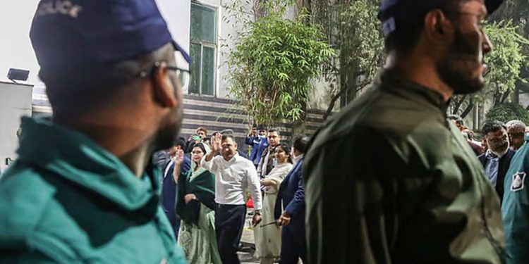 গুলশানের ১৯৬ নম্বর বাসভবনে তারেক রহমান