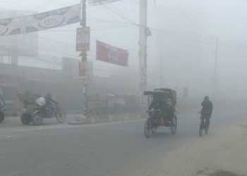 ১২ ডিগ্রিতে নেমেছে ঢাকার তাপমাত্রা, ঘন কুয়াশা ও তীব্র শীত