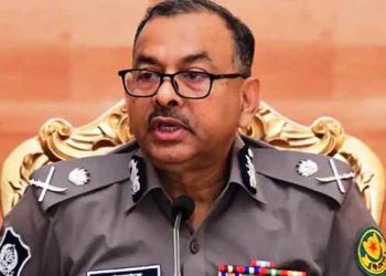 দল-মতের ঊর্ধ্বে থেকে ত্রুটিবিহীন নির্বাচন উপহার দিতে হবে: ডিএমপি কমিশনার