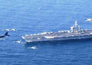 মধ্যপ্রাচ্যের জলসীমায় মার্কিন বিমানবাহী জাহাজ, প্রস্তুত ইরান