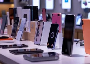 ৫৫০০ টাকা পর্যন্ত কমতে পারে মোবাইল ফোনের দাম