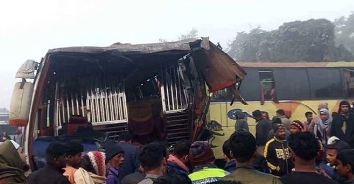 সিলেটে তিন বাসের সংঘর্ষে ২ জনের প্রাণহানী