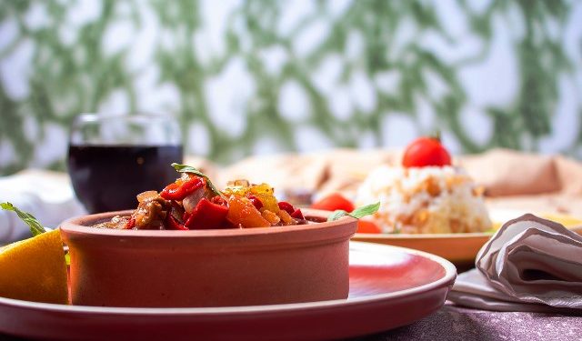 রোজায় স্বাস্থ্য ভালো রাখতে যেভাবে খাবার খাবেন