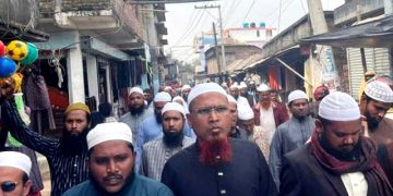 জামায়াত প্রার্থীর সমর্থকদের বিরুদ্ধে ইসলামী আন্দোলনের নারী কর্মীদের হেনস্তা