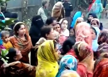 কুমিল্লায় প্রবাসীর স্ত্রী ও দুই শিশুর গলাকাটা মরদেহ উদ্ধার