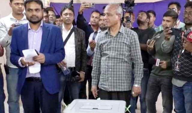 ভোট নিয়ে যারা দ্বিধায় আছে, তারা দেশ ছেড়ে পালিয়েছে: স্বরাষ্ট্র উপদেষ্টা