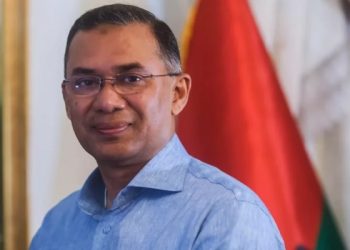 দৈনিক দিনকাল পত্রিকার ভারপ্রাপ্ত সম্পাদক ও প্রকাশকের পদ ছাড়লেন তারেক রহমান