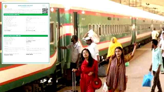 ঈদযাত্রায় ট্রেনের দ্বিতীয় দিনের টিকিট বিক্রি চলছে