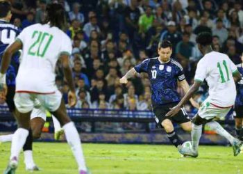 জয় নিয়ে মাঠ ছাড়ল আর্জেন্টিনা