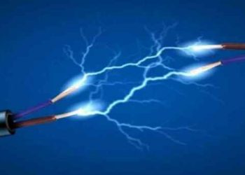 ঢাকায় বিদ্যুৎস্পৃষ্ট হয়ে তিনজনের মৃত্যু