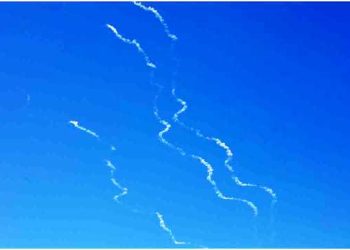 আমিরাত-কুয়েত-ইসরায়েলে হামলা চালিয়েছে ইরান