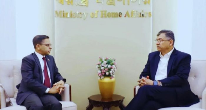 স্বরাষ্ট্রমন্ত্রীর সঙ্গে ভারতীয় হাইকমিশনারের বৈঠক