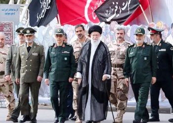 খামেনিকে হত্যার প্রতিশোধ নেওয়ার ঘোষণা ইরানের রেভোল্যুশনারি গার্ডের