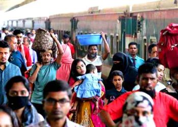 ছুটি শেষে কর্মস্থলে ফিরছে মানুষ