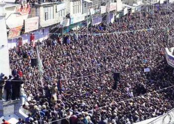 খামেনিকে হত্যার প্রতিবাদে পাকিস্তানে মার্কিন দূতাবাসে হামলা, নিহত ৮