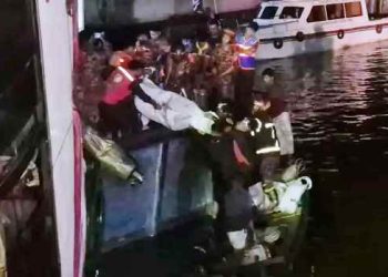 একের পর এক মরদেহ উদ্ধার, পরিচয় মিলল ২৩ জনের