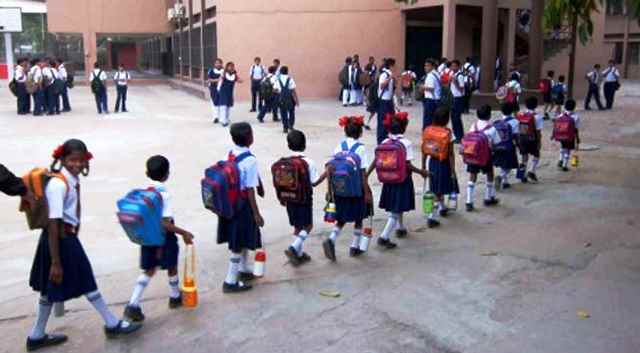 লম্বা ছুটি শেষে নতুন নিয়মে শুরু শিক্ষা কার্যক্রম