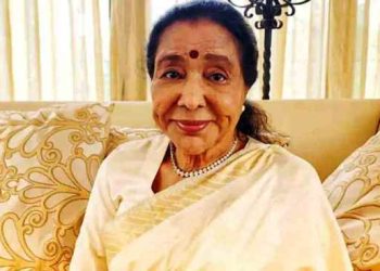 কিংবদন্তি সঙ্গীতশিল্পী আশা ভোঁসলে আর নেই