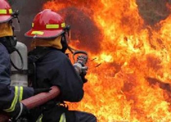 ঢাকার বাংলাবাজারে আগুন, নিয়ন্ত্রণে ২ ইউনিট